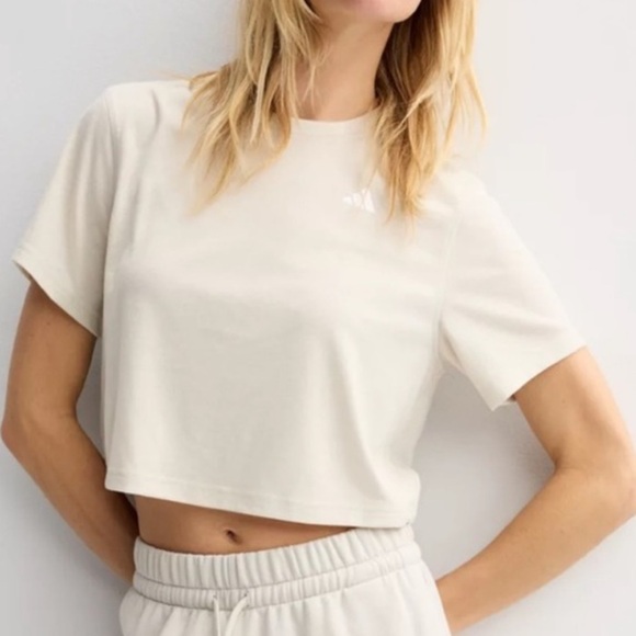 Adidas Cream Boxy Cropped T-Shirt - Picture 1 of 2